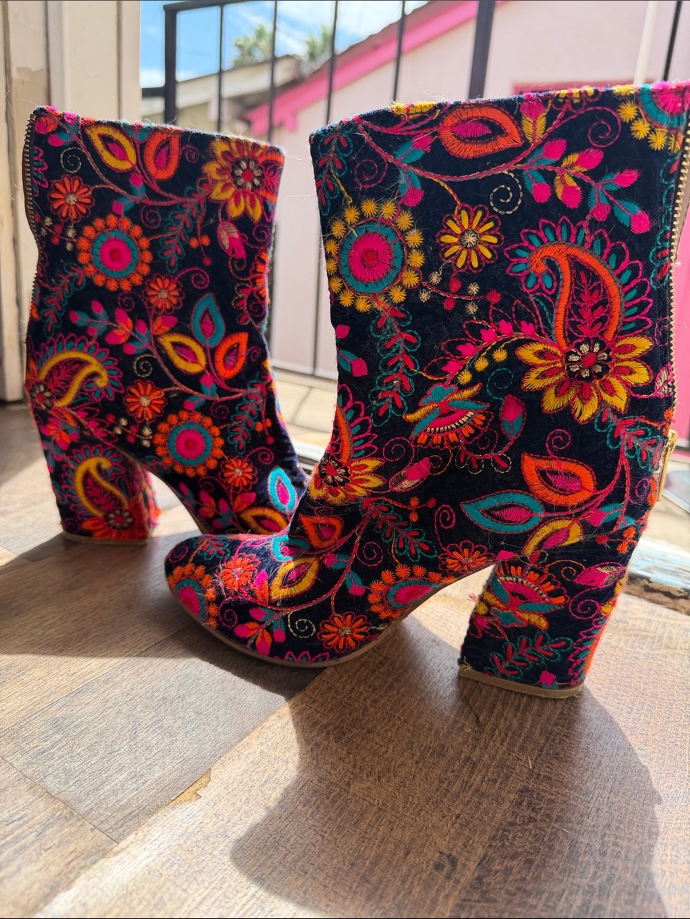 naughty monkey Multicolor Embroidered Velvet Ankle Boots